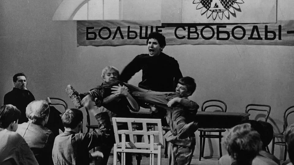 Руки-ножницы. Как менялась киноцензура от Николая II до Владимира Путина